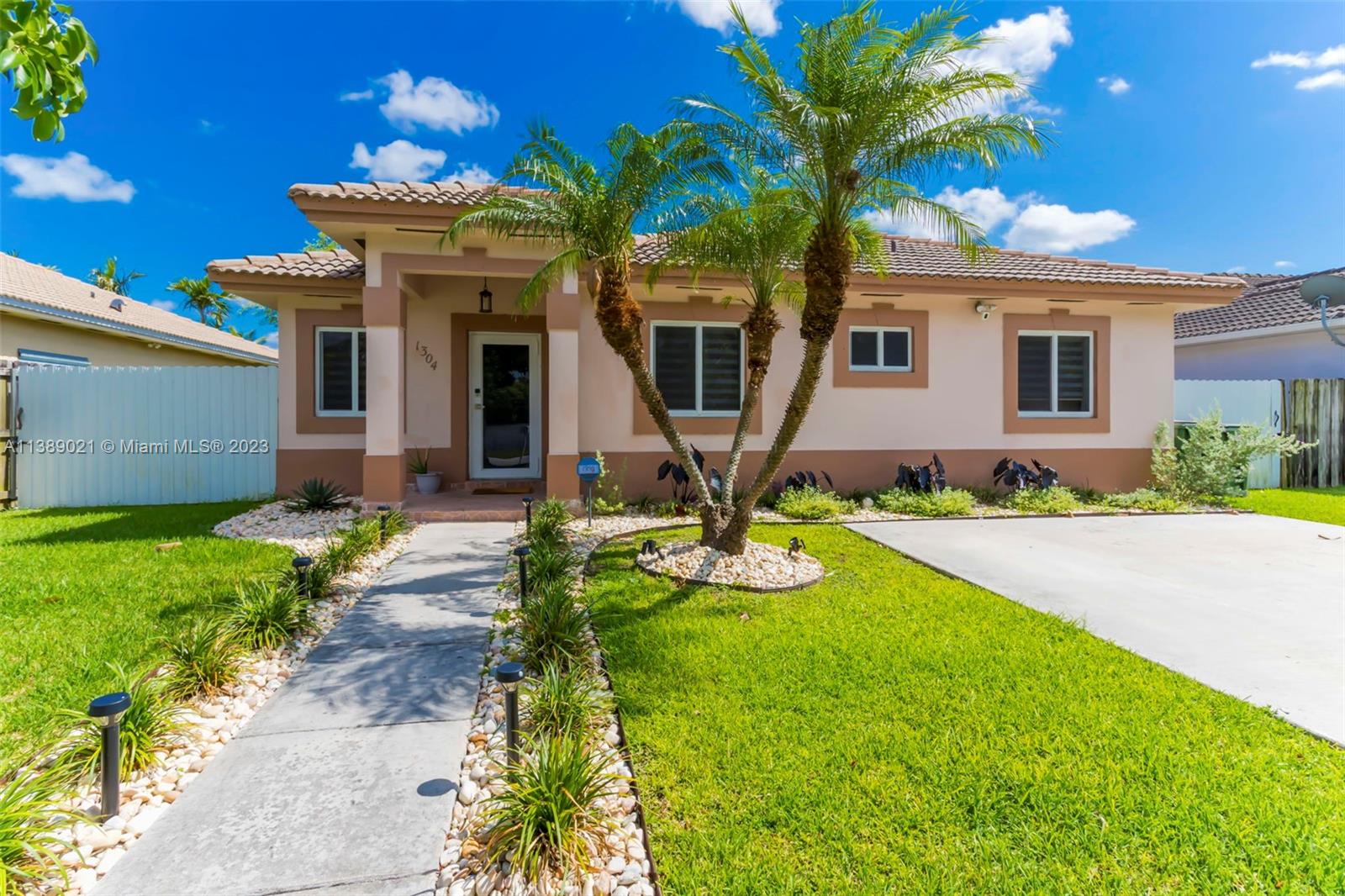 1304 SE 6th Street Homestead FL 33033