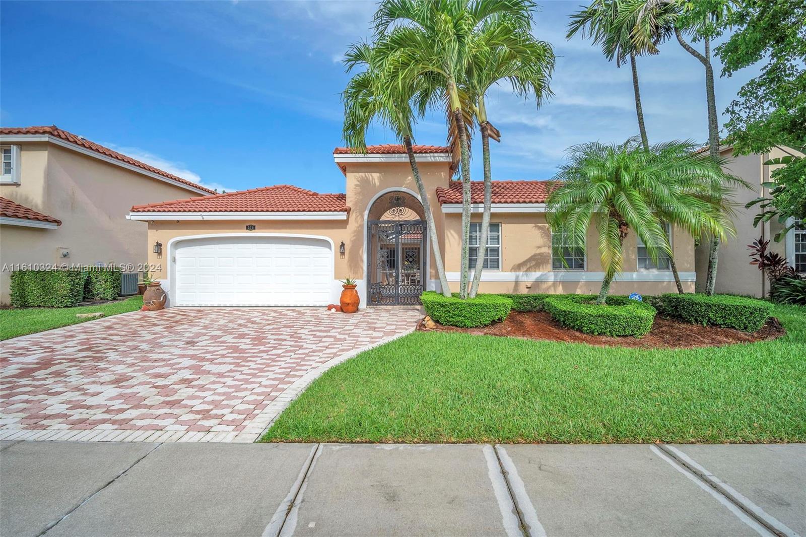 570 SW 198th Terrace Pembroke Pines FL 33029