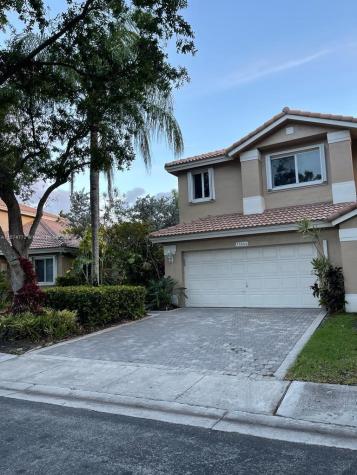 15866 SW 11th Street Pembroke Pines FL 33027