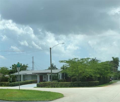 1300 NE 42nd Court Oakland Park FL 33334