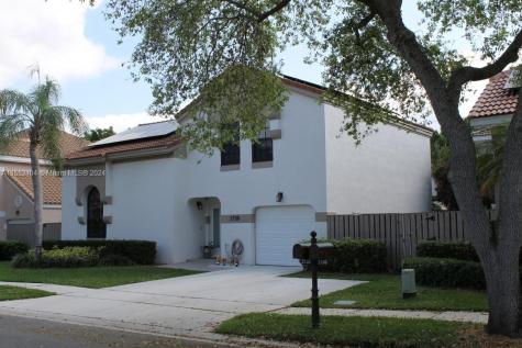 1710 NW 107th Way Plantation FL 33322