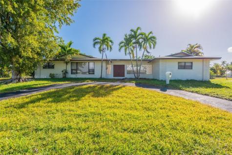 19355 SW 88th Court Cutler Bay FL 33157