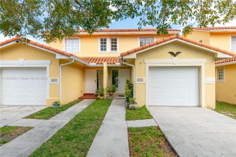 5827 Grant Street Hollywood FL 33021