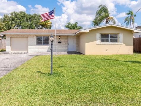 7711 NW 13th Street Pembroke Pines FL 33024