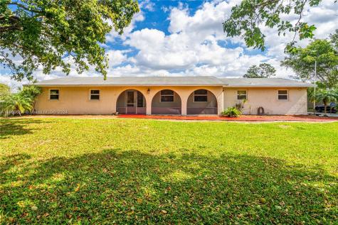 5830 SW 162nd Avenue Southwest Ranches FL 33331