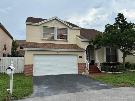1170 SW 109th Lane Davie FL 33324