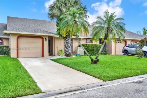 9735 NW 76th Street Tamarac FL 33321