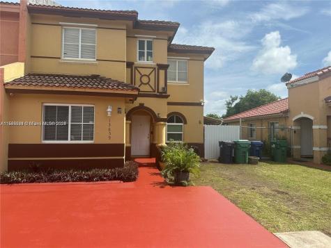 13659 SW 262nd Street Homestead FL 33032
