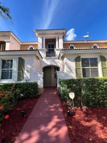 2339 NE 42nd Circle Homestead FL 33033