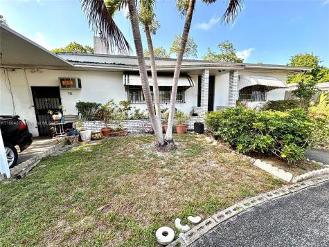 911 NW 138th Street Miami FL 33168