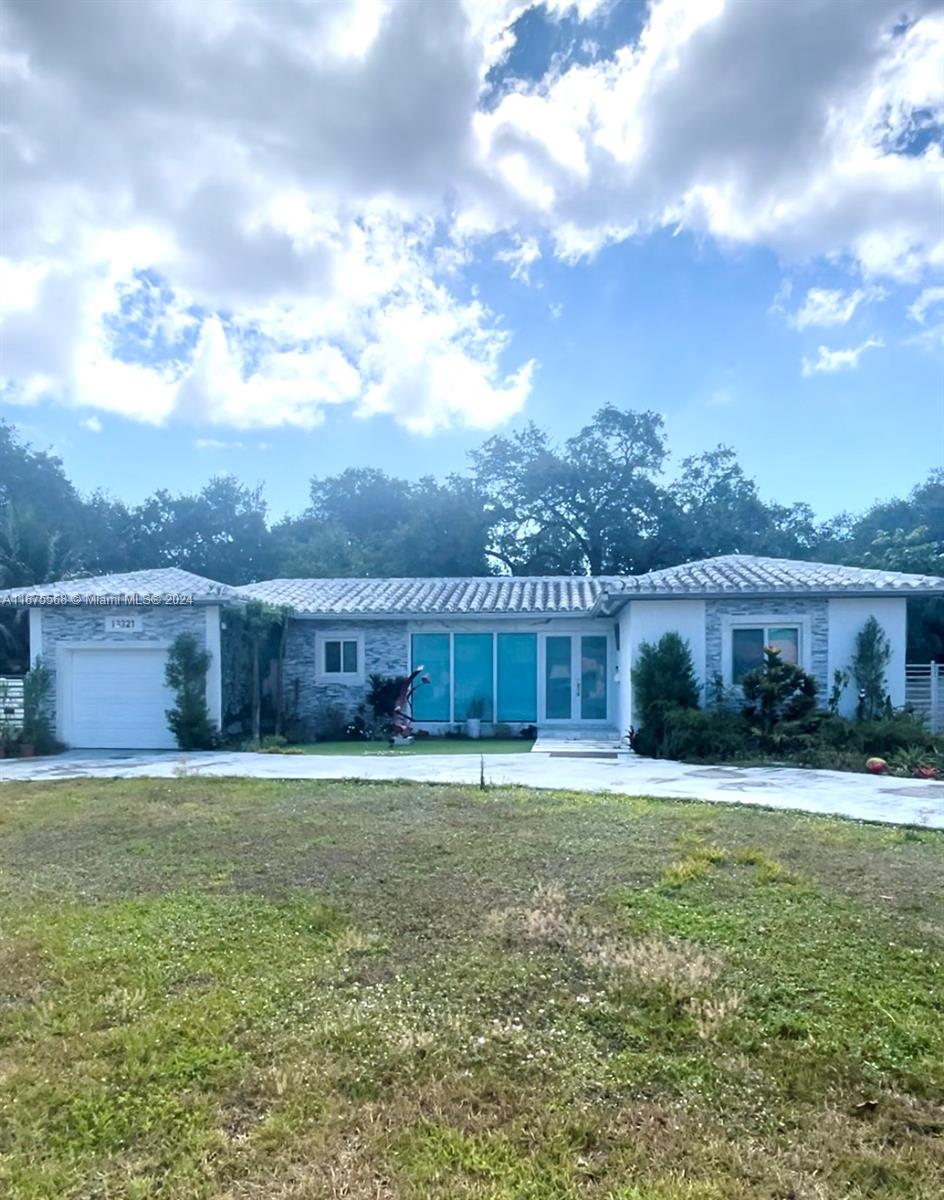 13321 NW 1st Avenue Miami FL 33168