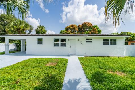 3261 NW 213th Terrace Miami Gardens FL 33056