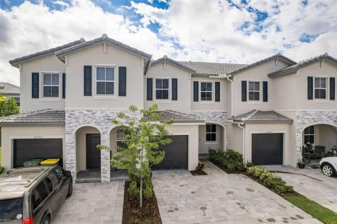 2668 SE 10th Street Homestead FL 33035