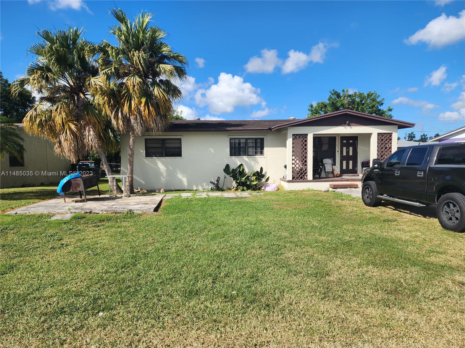 224 NW 14th Street Belle Glade FL 33430