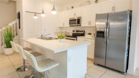 25273 SW 109th Avenue Homestead FL 33032
