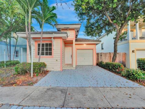 375 NE 31st Terrace Homestead FL 33033