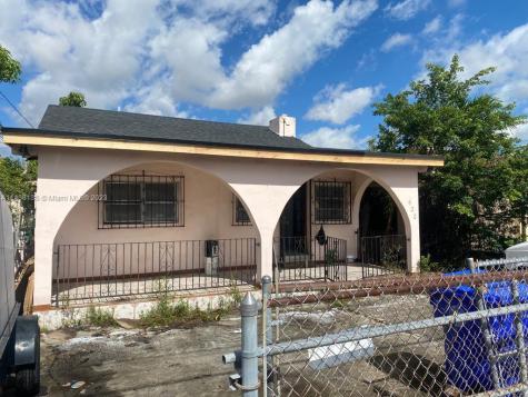 630 SW 32nd Avenue Miami FL 33135