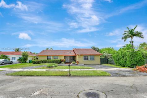 16514 SW 103rd Court Miami FL 33157