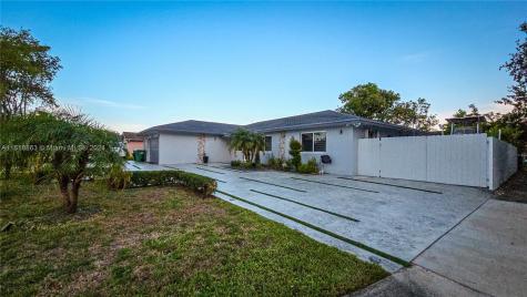 14114 SW 42nd Terrace Miami FL 33175