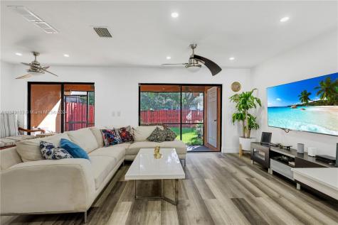 411 NW 103rd Terrace Pembroke Pines FL 33026