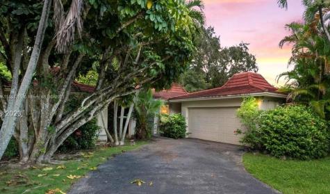 6091 SW 79th Street South Miami FL 33143
