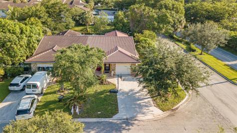 8805 NW 27th Street Coral Springs FL 33065