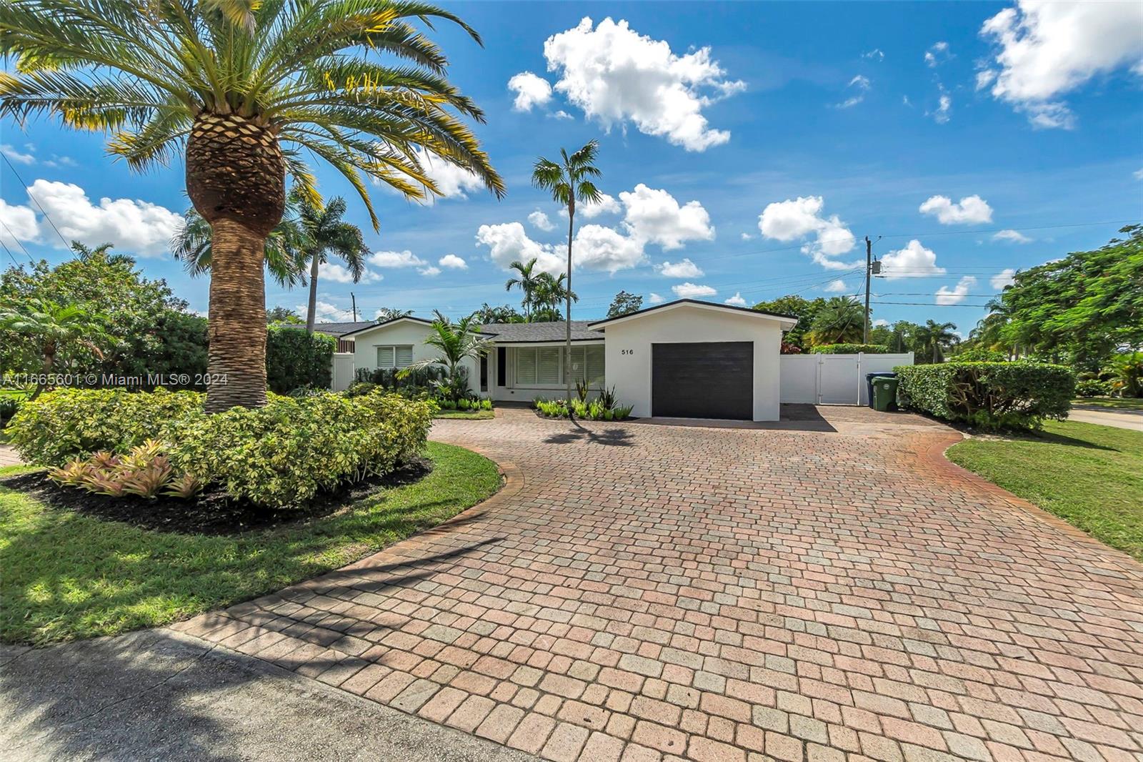 516 NW 28th Street Wilton Manors FL 33311