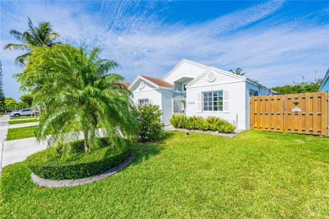 14618 SW 128th Court Road Miami FL 33186
