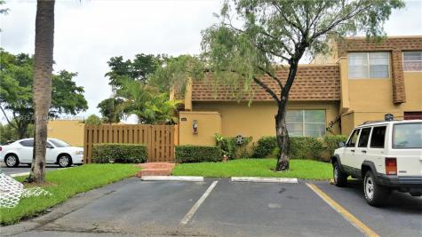 3641 NW 95th Terrace Sunrise FL 33351