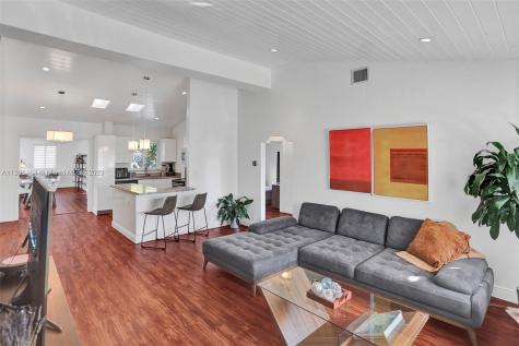 65 NW 116th Street Miami FL 33168