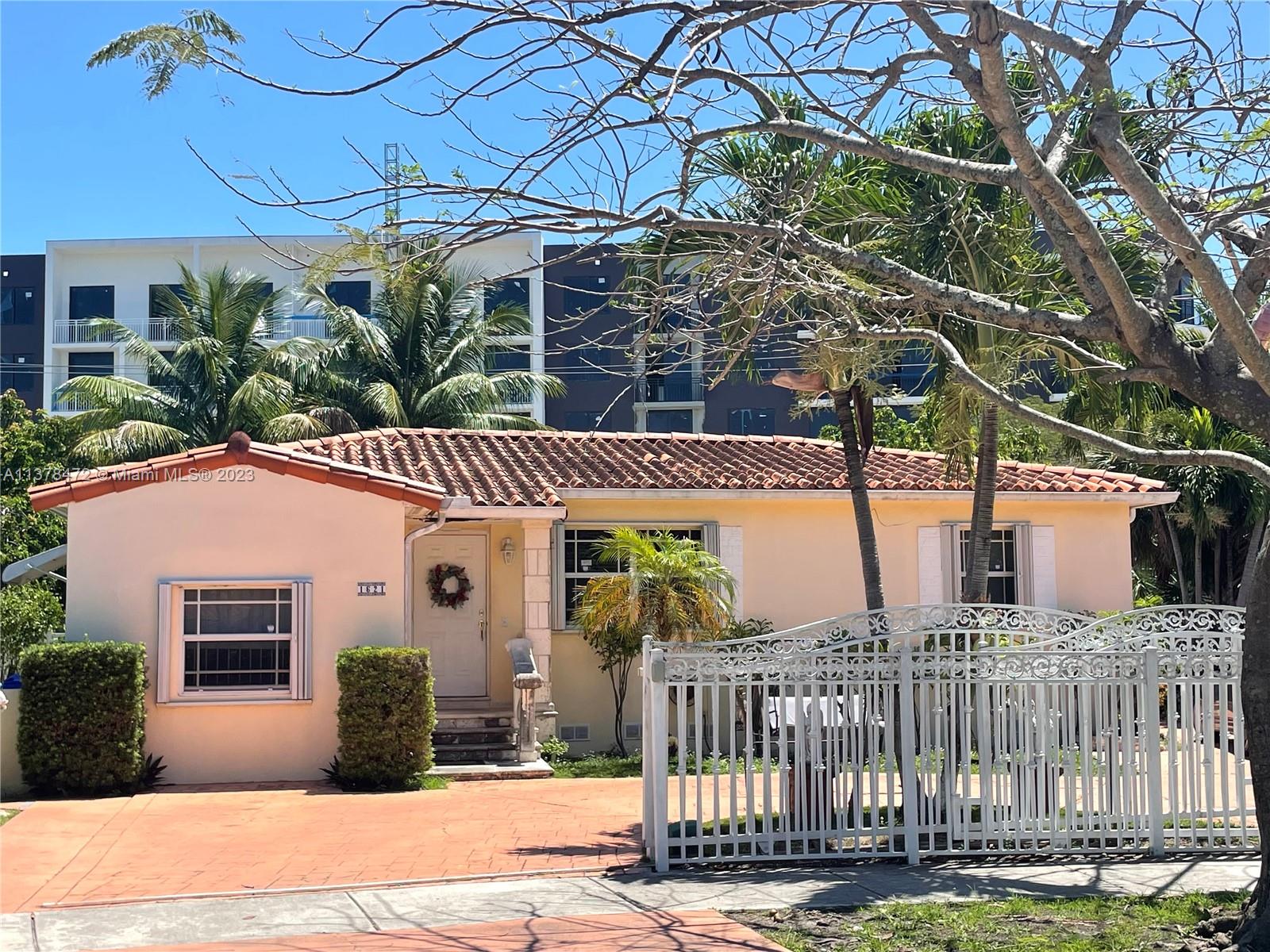 1621 SW 32nd Court Miami FL 33145