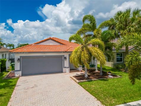 1484 NW 208th Way Pembroke Pines FL 33029