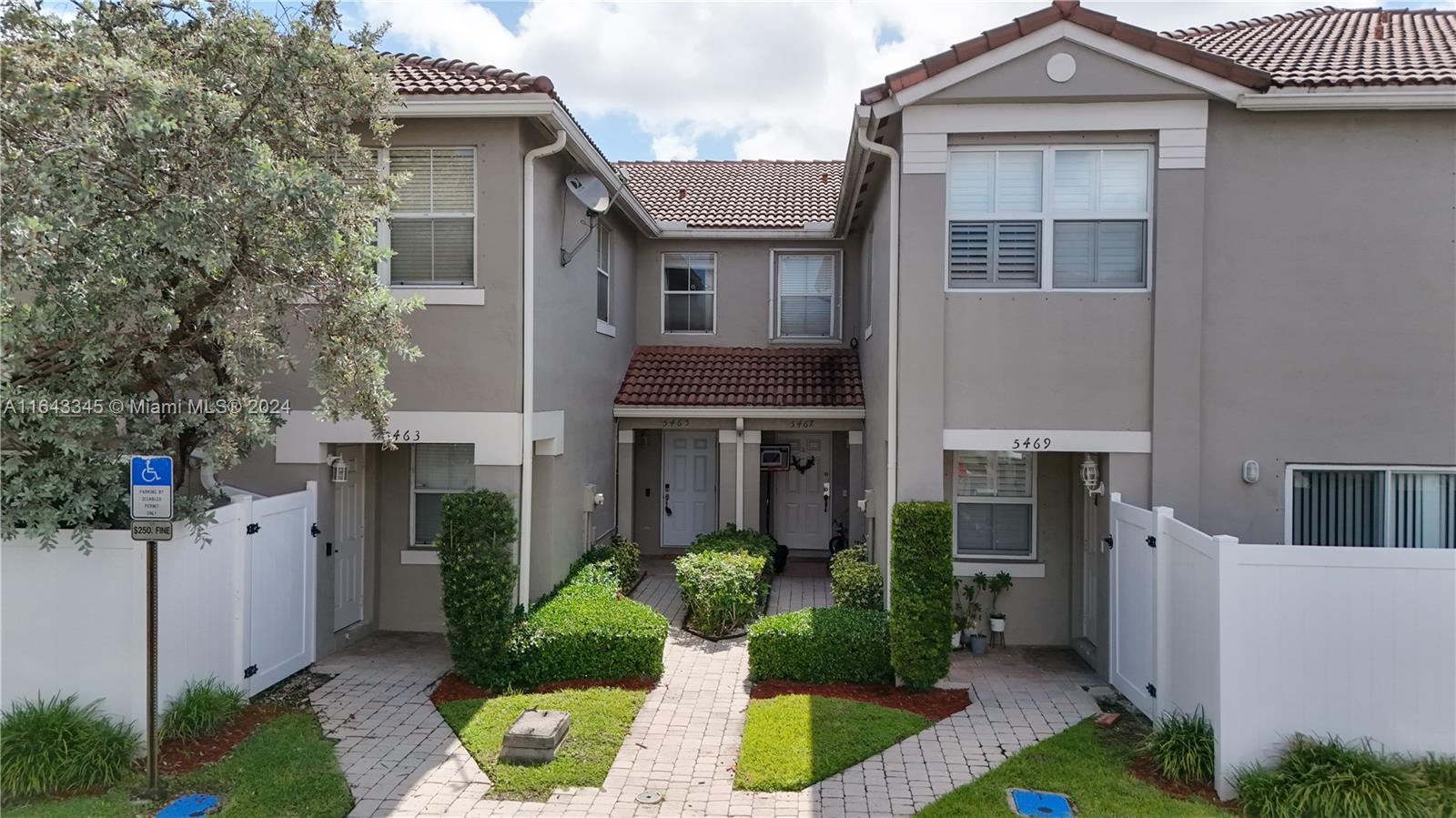 5465 SW 125th Terrace Miramar FL 33027