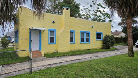 1243 W 26th Street Riviera Beach FL 33404