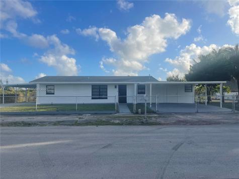 4340 NW 207th Drive Miami Gardens FL 33055