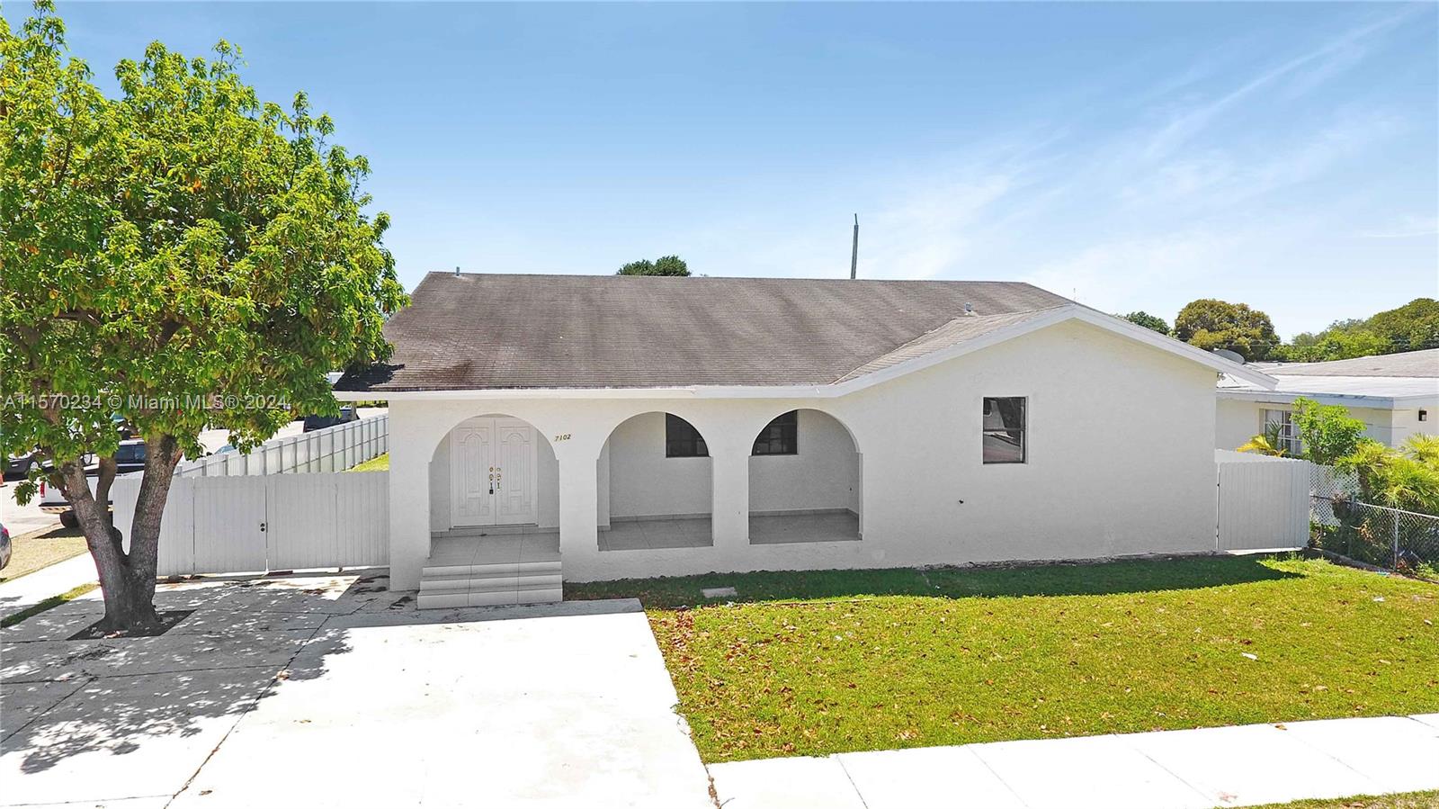 7102 SW 13th Street Miami FL 33144