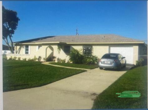 2428 NE 23rd Place Cape Coral FL 33909