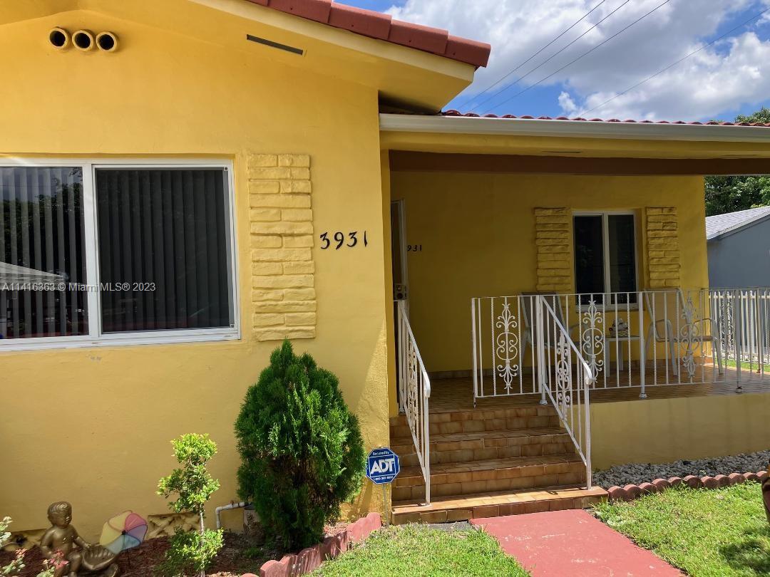 3931 NW 11th Street Miami FL 33126