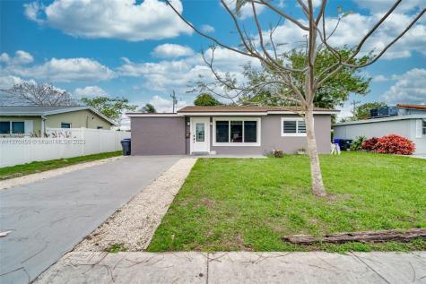 6771 Liberty Street Hollywood FL 33024