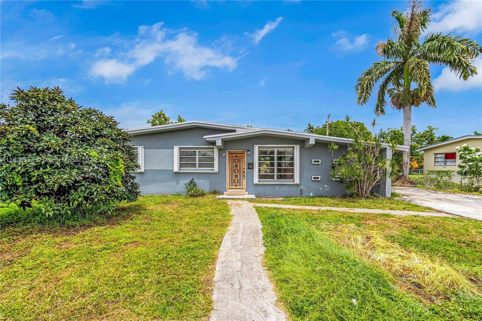 5380 W 14th Court Hialeah FL 33012
