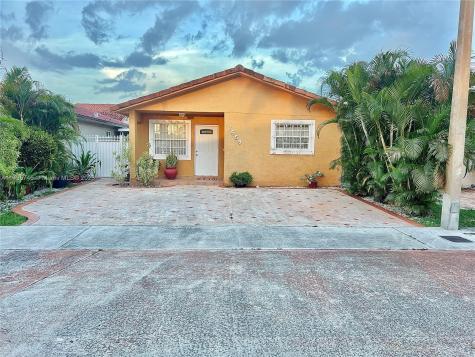 7559 W 29th Lane Hialeah FL 33018