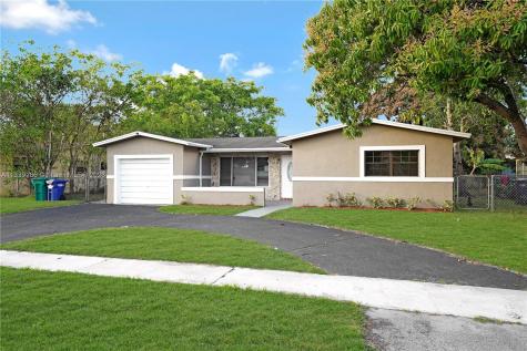 4761 NW 18th Street Lauderhill FL 33313