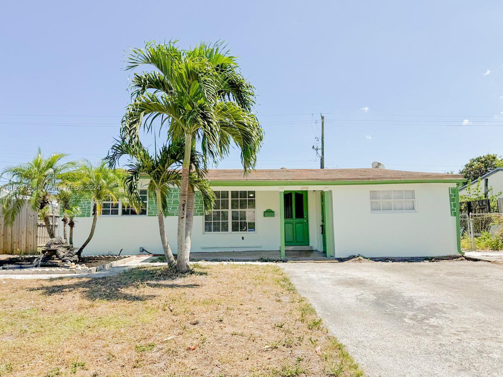 6770 Harding Street Hollywood FL 33024