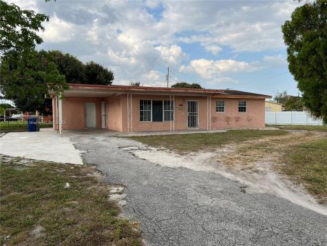 4291 NW 178th Drive Miami Gardens FL 33055
