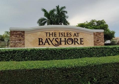 22465 SW 94th Place Cutler Bay FL 33190