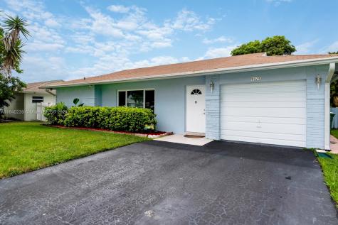 8025 NW 93rd Avenue Tamarac FL 33321