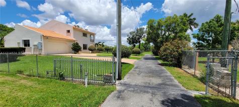 20850 SW 210th Avenue Miami FL 33187