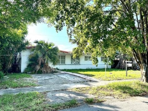 5495 W 14th Avenue Hialeah FL 33012