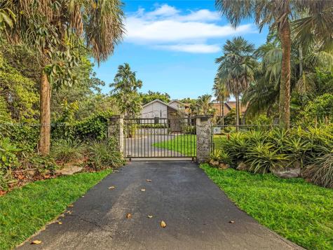 19505 SW 264th Street Homestead FL 33031