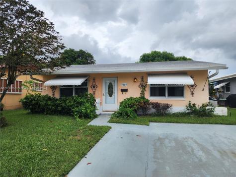 4607 NW 47th Court Tamarac FL 33319